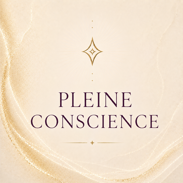 La pleine conscience, c'est pouvoir s'arrêter au quotidien et être pleinement présente à ce qui se passe autour de nous et en nous. C'est un des outils de transformation personnelle les plus puissants qui existent.